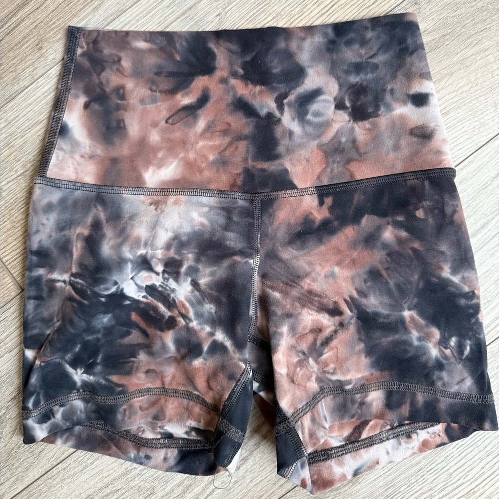 Lululemon align shorts size 2 length 4